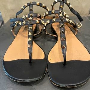 Valentino Garavani Rockstud Sandals